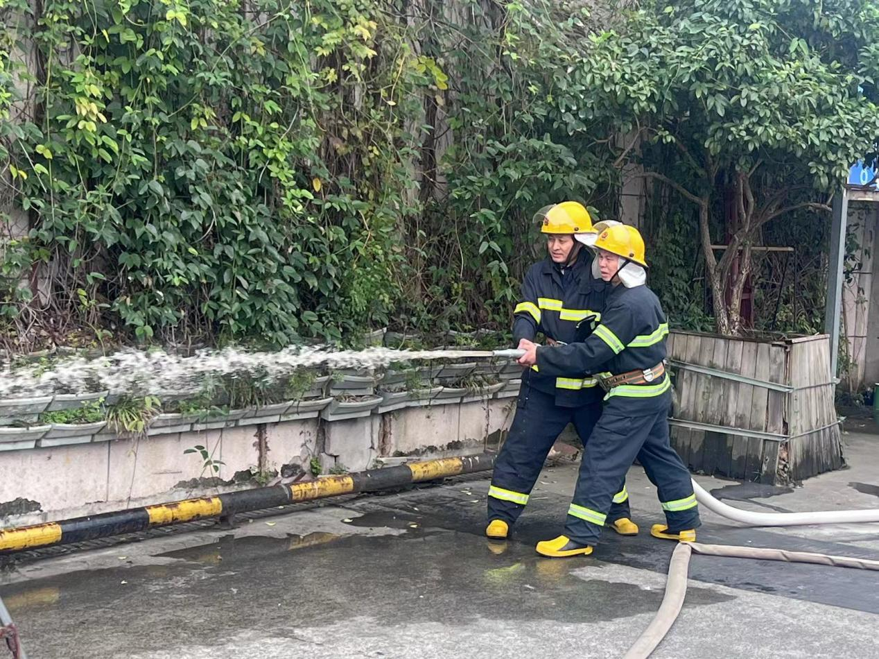 钱江商城、水晶城联合消防演练共筑平安防地